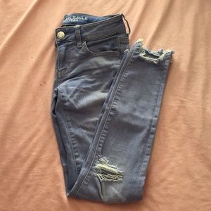 American Eagle low rise jegging size 2 Regular